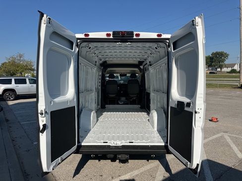 New 2026 RAM ProMaster 3500 w/ Power Group FWD image 3