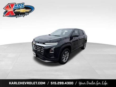 Used 2025 Chevrolet Equinox LT FWD image 1