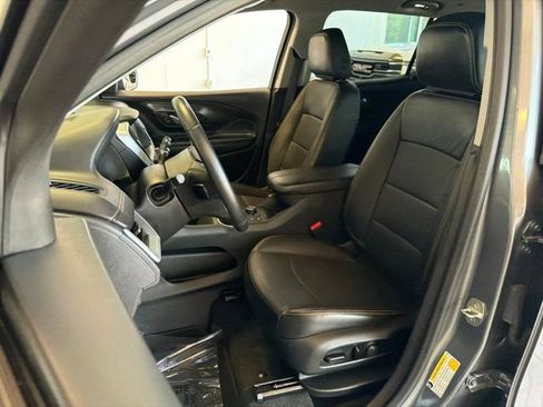 Used 2021 GMC Terrain SLT w/ Infotainment Package II FWD image 15