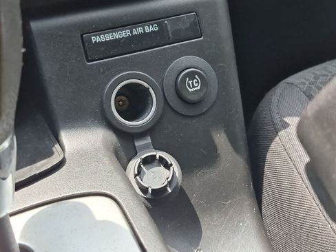 Used 2010 Pontiac G6 Sedan FWD image 26