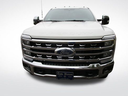 Used 2026 Ford F250 Lariat w/ Chrome Package image 4