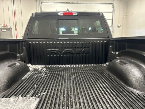 Certified 2022 RAM 1500 Laramie image 33