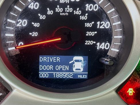 Used 2007 Toyota Highlander 2WD Hybrid image 18