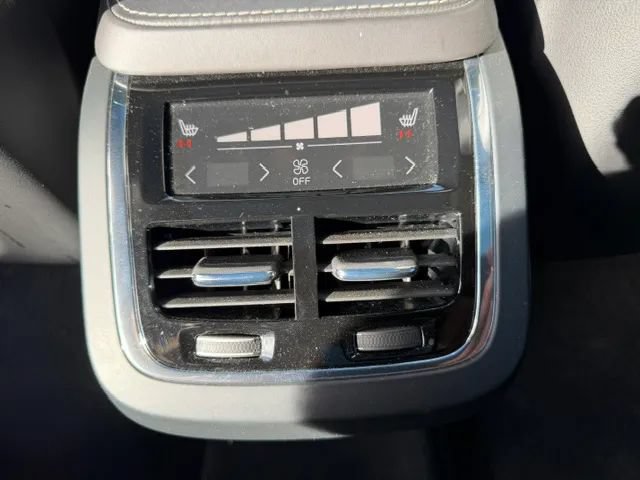 Used 2016 Volvo XC90 T6 Inscription AWD/4WD image 35