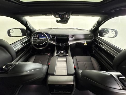 New 2026 Jeep Grand Wagoneer Limited AWD/4WD image 14