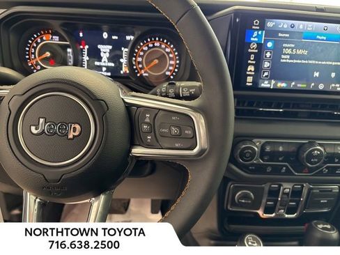 Used 2024 Jeep Wrangler Sahara w/ Safety Group image 11