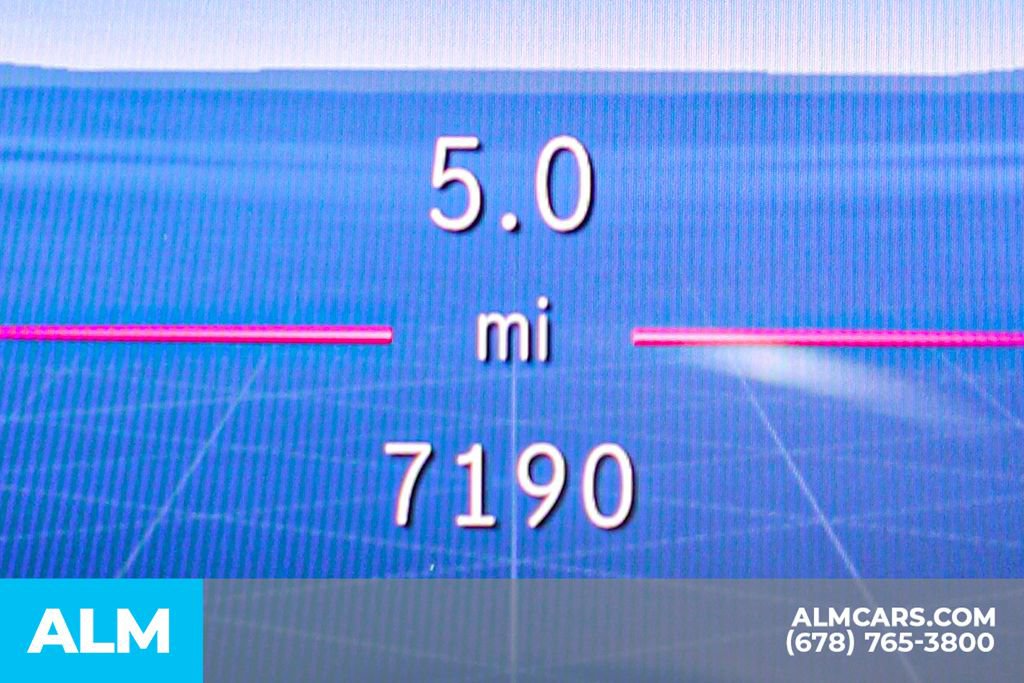 Used 2025 Mercedes-Benz C 300 Sedan image 36