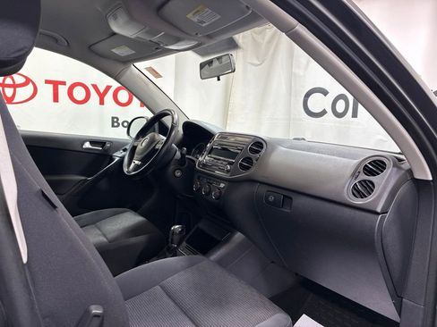 Used 2014 Volkswagen Tiguan S AWD/4WD image 11