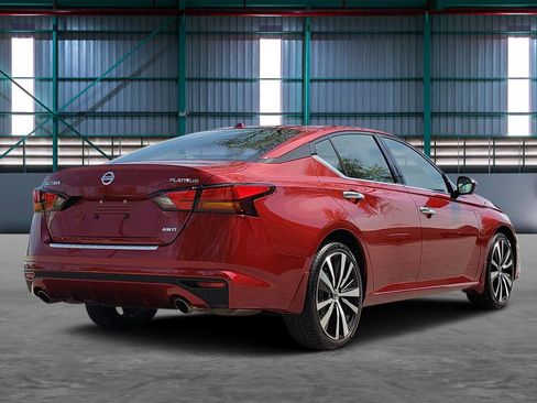 Used 2022 Nissan Altima 2.5 Platinum AWD/4WD image 5