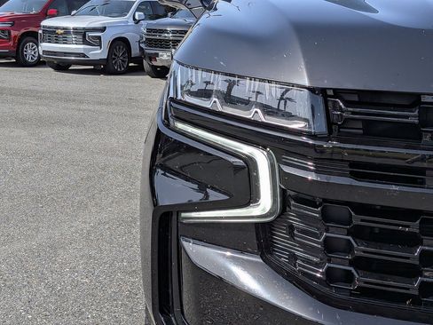 Certified 2023 Chevrolet Tahoe Z71 w/ Luxury Package AWD/4WD image 9