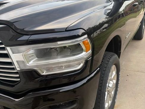 Used 2023 RAM 2500 Laramie AWD/4WD image 1