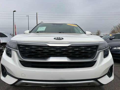 Used 2021 Kia Seltos EX image 12