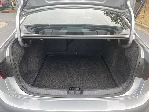 Used 2023 Volkswagen Jetta Sport image 23