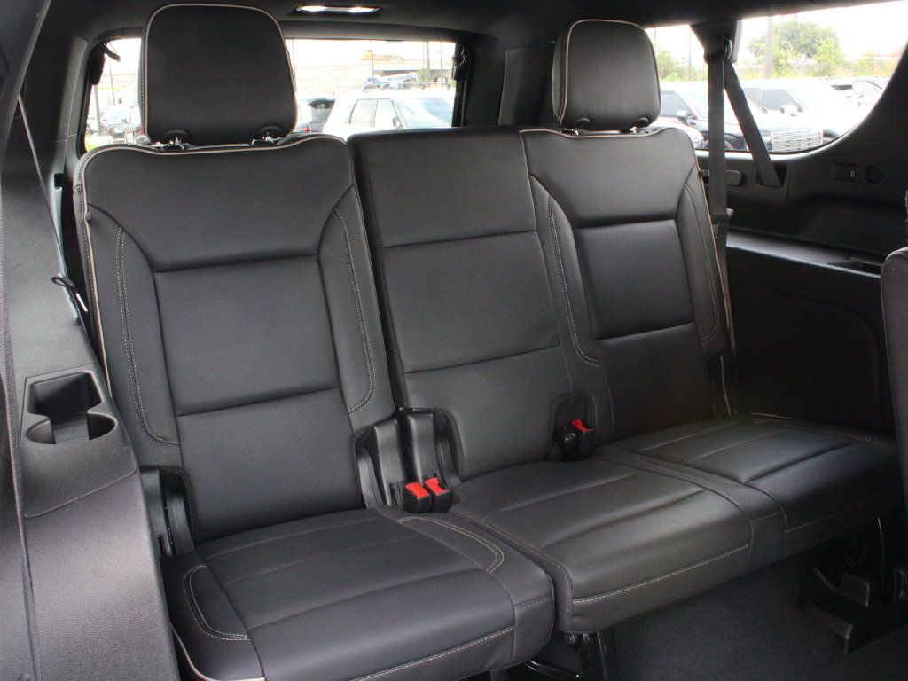 Used 2023 Chevrolet Suburban Premier AWD/4WD image 33