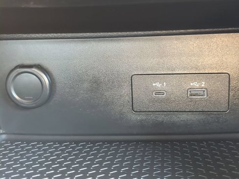Used 2024 Nissan Pathfinder SV AWD/4WD image 23