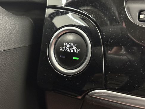 Used 2020 Buick Encore Preferred FWD image 17