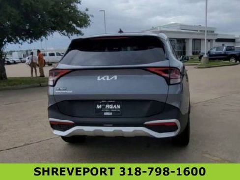 Used 2025 Kia Sportage EX FWD image 8