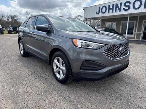 New 2024 Ford Edge SE image 2