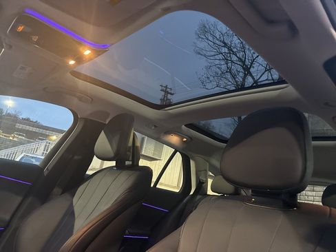 Used 2025 Mercedes-Benz E 450 4MATIC All-Terrain Wagon image 22