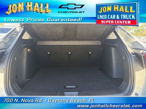 Used 2026 Chevrolet Trax LT w/ Driver Confidence Package image 12