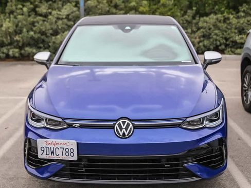 Used 2023 Volkswagen Golf R image 2