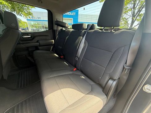Used 2022 Chevrolet Silverado 1500 LT AWD/4WD image 23