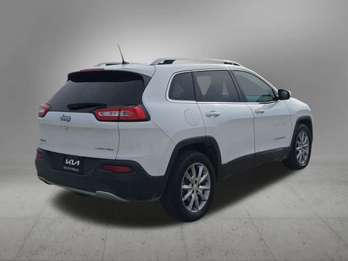 Used 2018 Jeep Cherokee Limited image 6