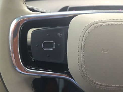 Used 2024 Lincoln Nautilus Premier w/ Equipment Group 102A AWD/4WD image 35