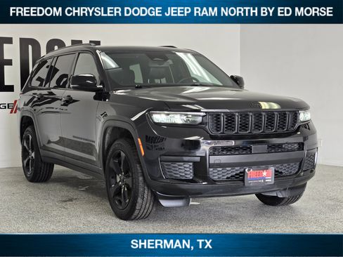 Used 2022 Jeep Grand Cherokee L Laredo AWD/4WD image 2
