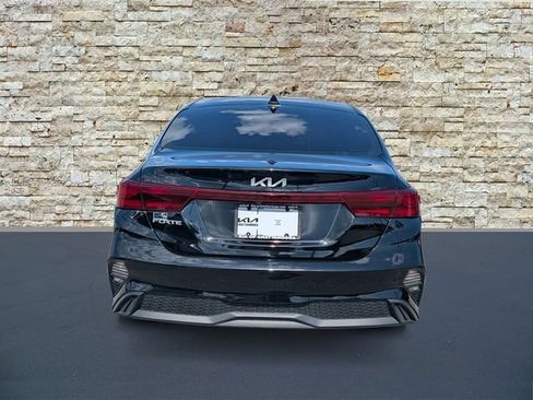 Certified 2024 Kia Forte LXS w/ LXS Technology Package FWD image 6