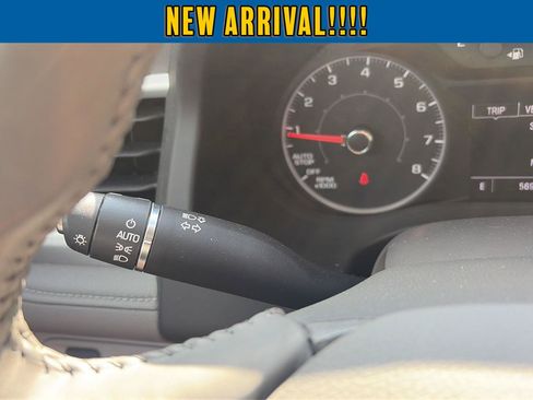 Used 2018 GMC Acadia SLE w/ LPO, Protection Package FWD image 17