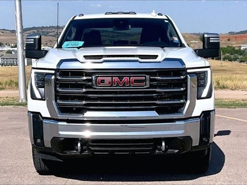Used 2024 GMC Sierra 3500 SLT w/ SLT Convenience Package AWD/4WD image 2