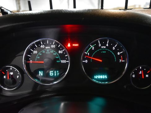 Used 2013 Jeep Wrangler Sport w/ Connectivity Group image 23