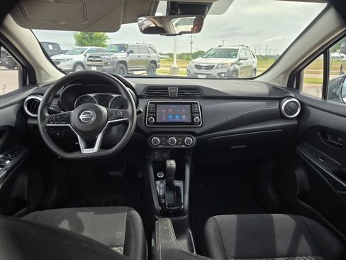 Used 2021 Nissan Versa S w/ Electronics Package FWD image 15