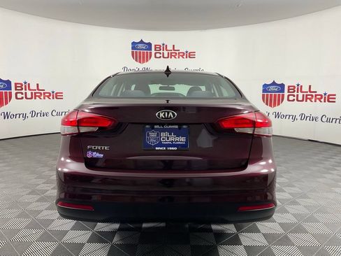 Used 2017 Kia Forte LX w/ LX Popular Package FWD image 4