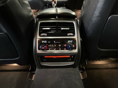 Used 2016 BMW 750i xDrive 750i xDrive image 18