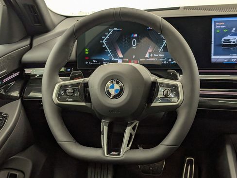 New 2026 BMW 530i xDrive w/ M Sport Package AWD/4WD image 17