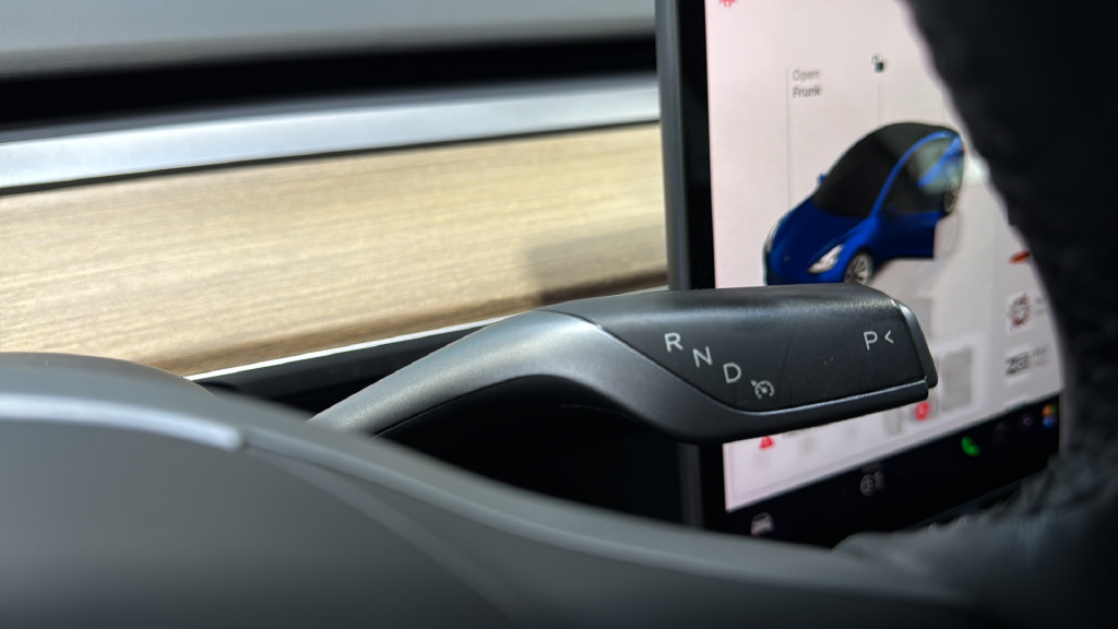 Used 2023 Tesla Model 3 Standard Range RWD image 31