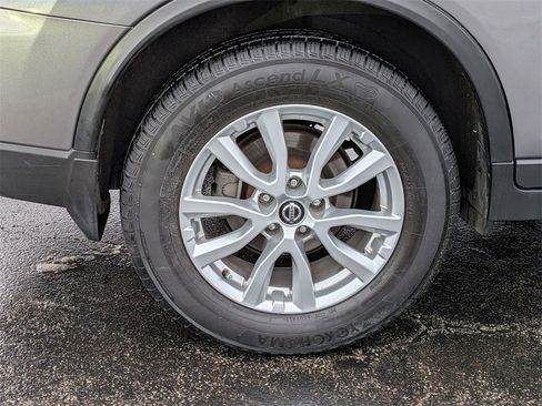 Used 2020 Nissan Rogue S w/ Special Edition Package image 22