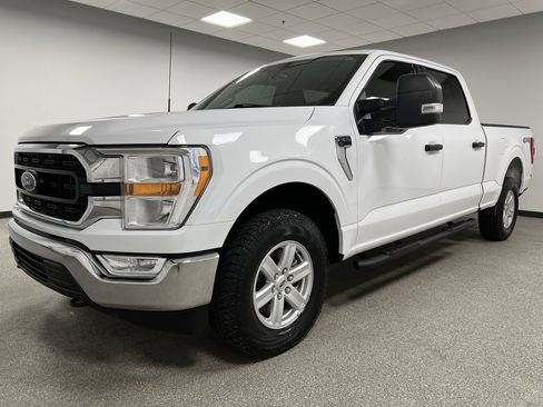Used 2022 Ford F150 XLT w/ Equipment Group 301A Mid image 6