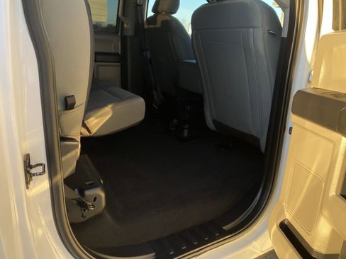 Used 2021 Ford F250 XL w/ STX Appearance Package image 9