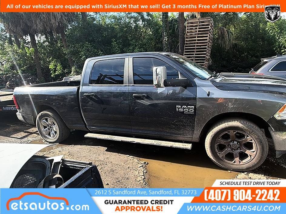 Used 2019 RAM 1500 Classic SLT AWD/4WD image 3