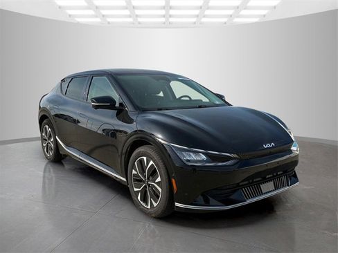 Used 2022 Kia EV6 Wind w/ Wind Technology Package image 2
