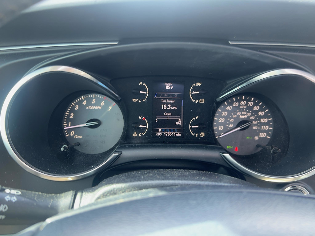 Used 2020 Toyota Sequoia SR5 RWD image 8