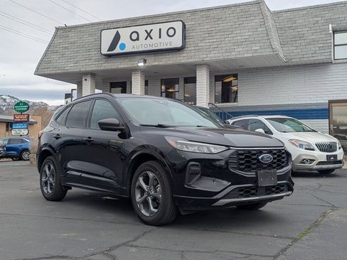 Used 2023 Ford Escape ST-Line image 1