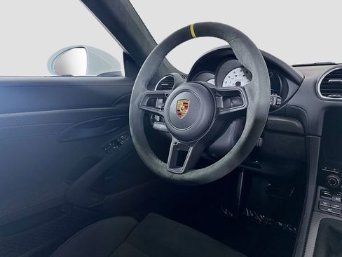 Used 2025 Porsche 718 Cayman GT4 RS image 23