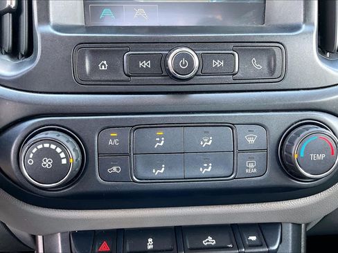 Used 2017 GMC Canyon 2WD Crew Cab w/ Convenience Package image 28