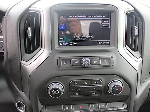 Used 2024 Chevrolet Silverado 2500 W/T w/ WT Convenience Package RWD image 23