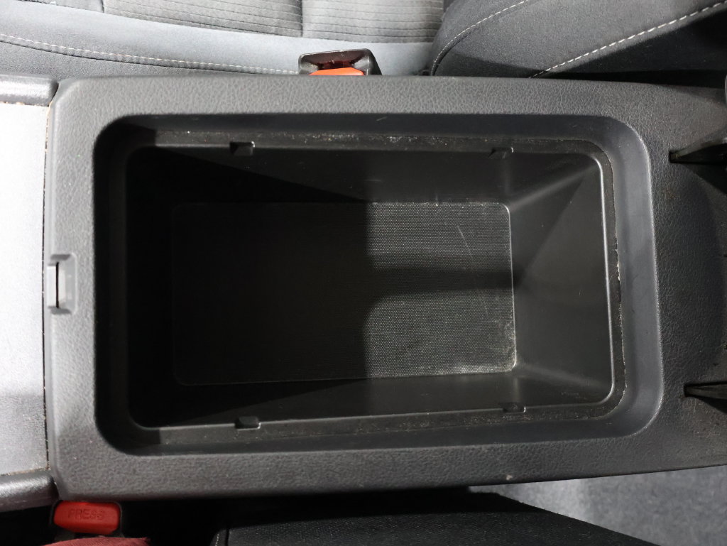 Used 2025 Nissan Altima 2.5 SV FWD image 33