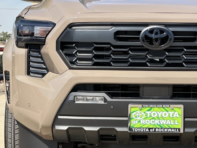 Used 2026 Toyota Tacoma TRD Sport w/ TRD Sport Upgrade Package RWD image 7